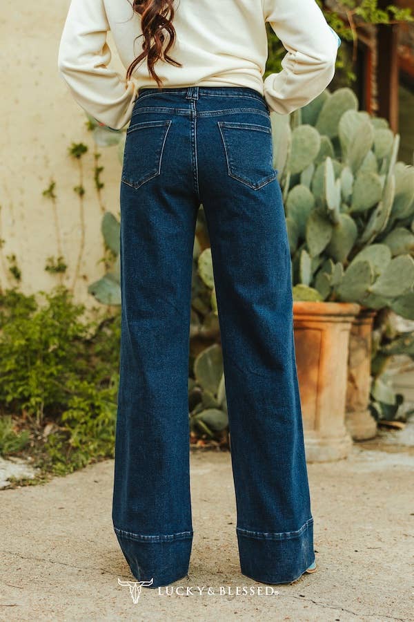 Dark Wash Mid Rise Bootcut Jeans W Front Pockets