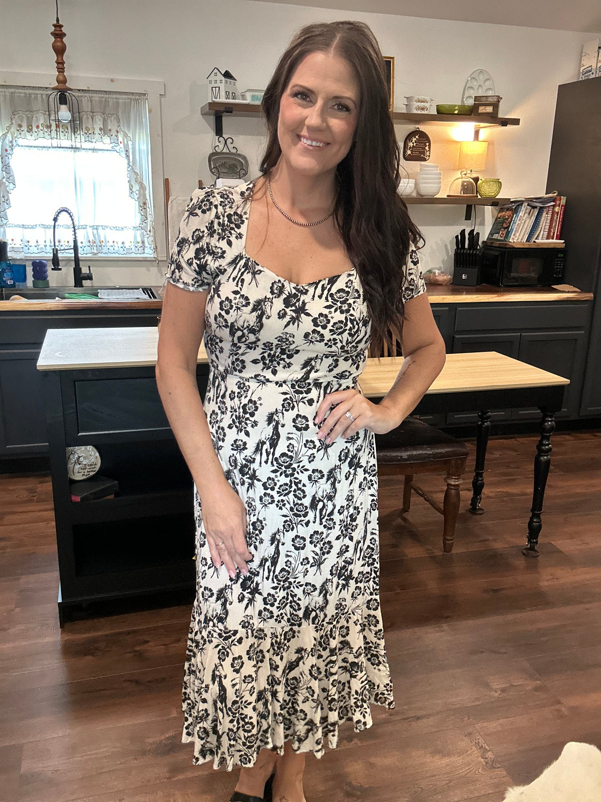 Cream Floral Ruffle Hem Short Sleeve Western Dress