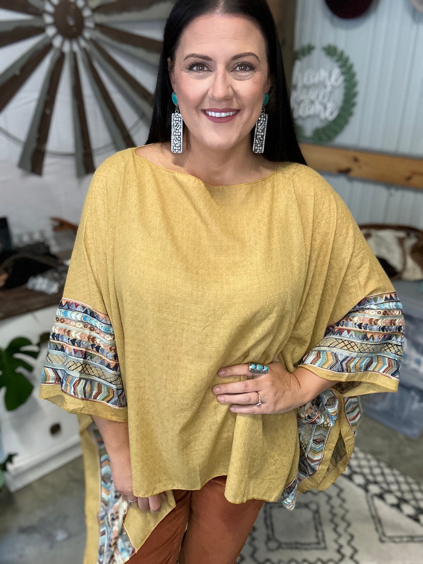 Embroidered sleeve poncho